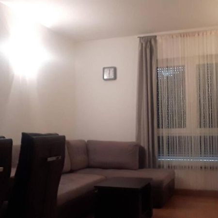 Apartman Franko - Uz Parking Пула Экстерьер фото