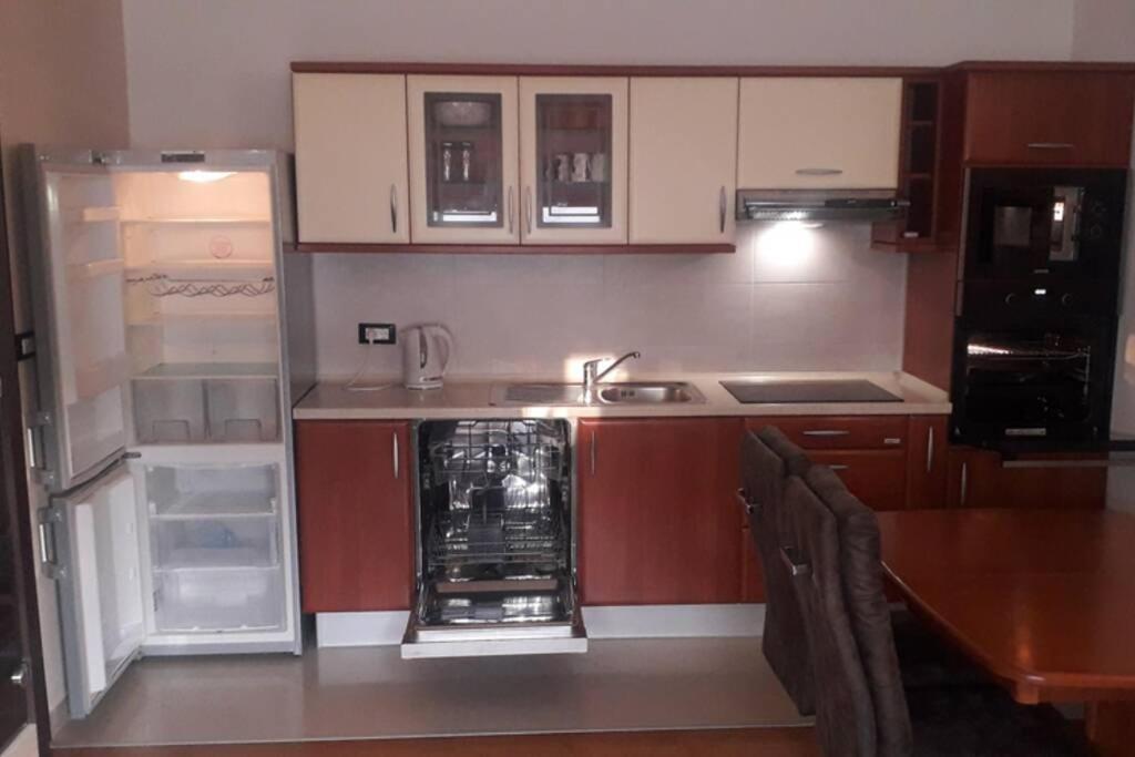 Apartman Franko - Uz Parking Пула Экстерьер фото