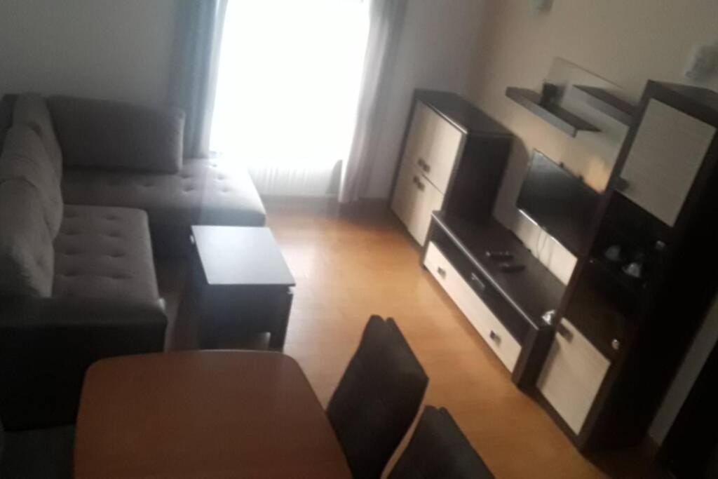 Apartman Franko - Uz Parking Пула Экстерьер фото